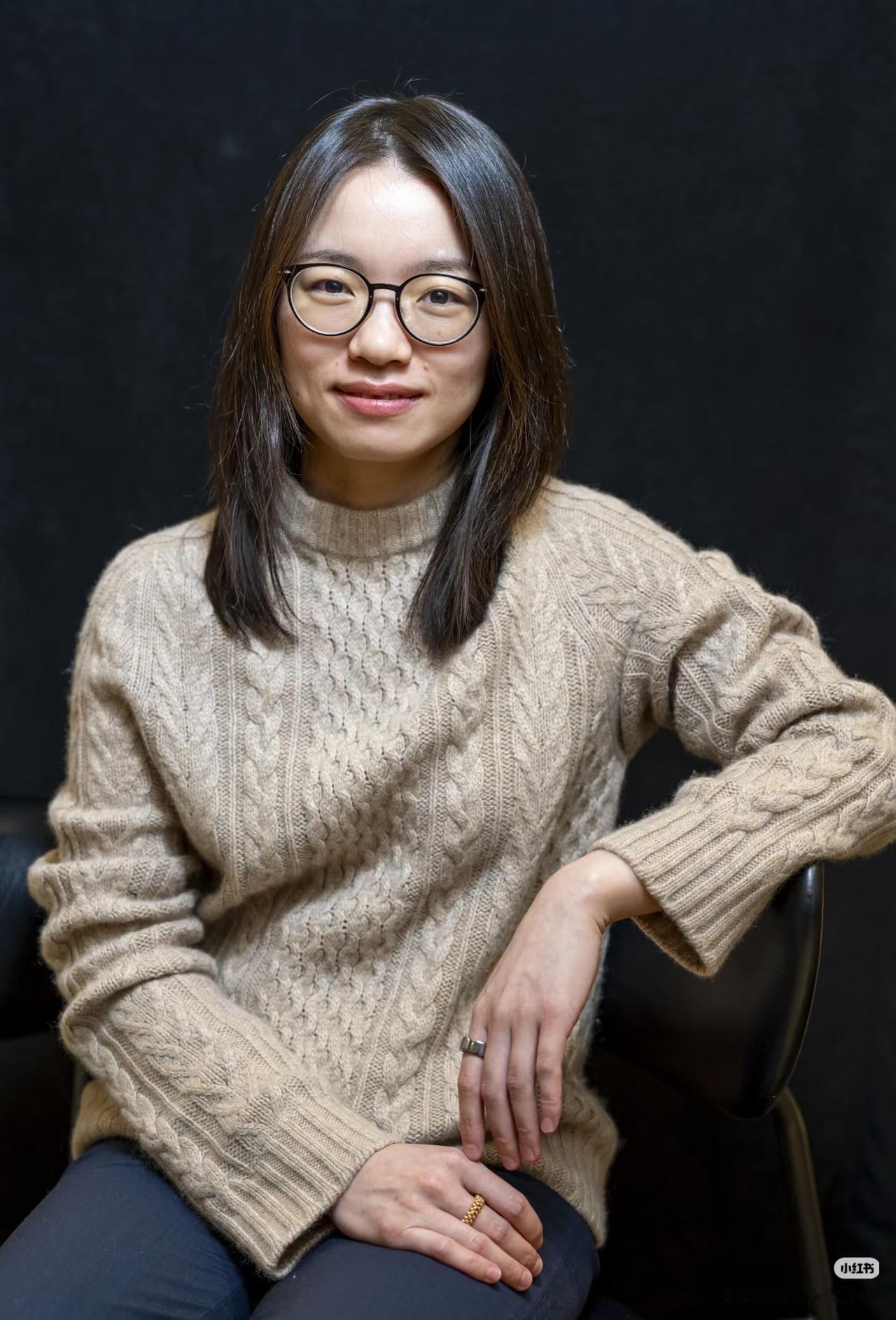 王虹获国际数学最高奖“菲尔兹奖”，成为历史上首位中国籍、世界第三位获得该奖的女性