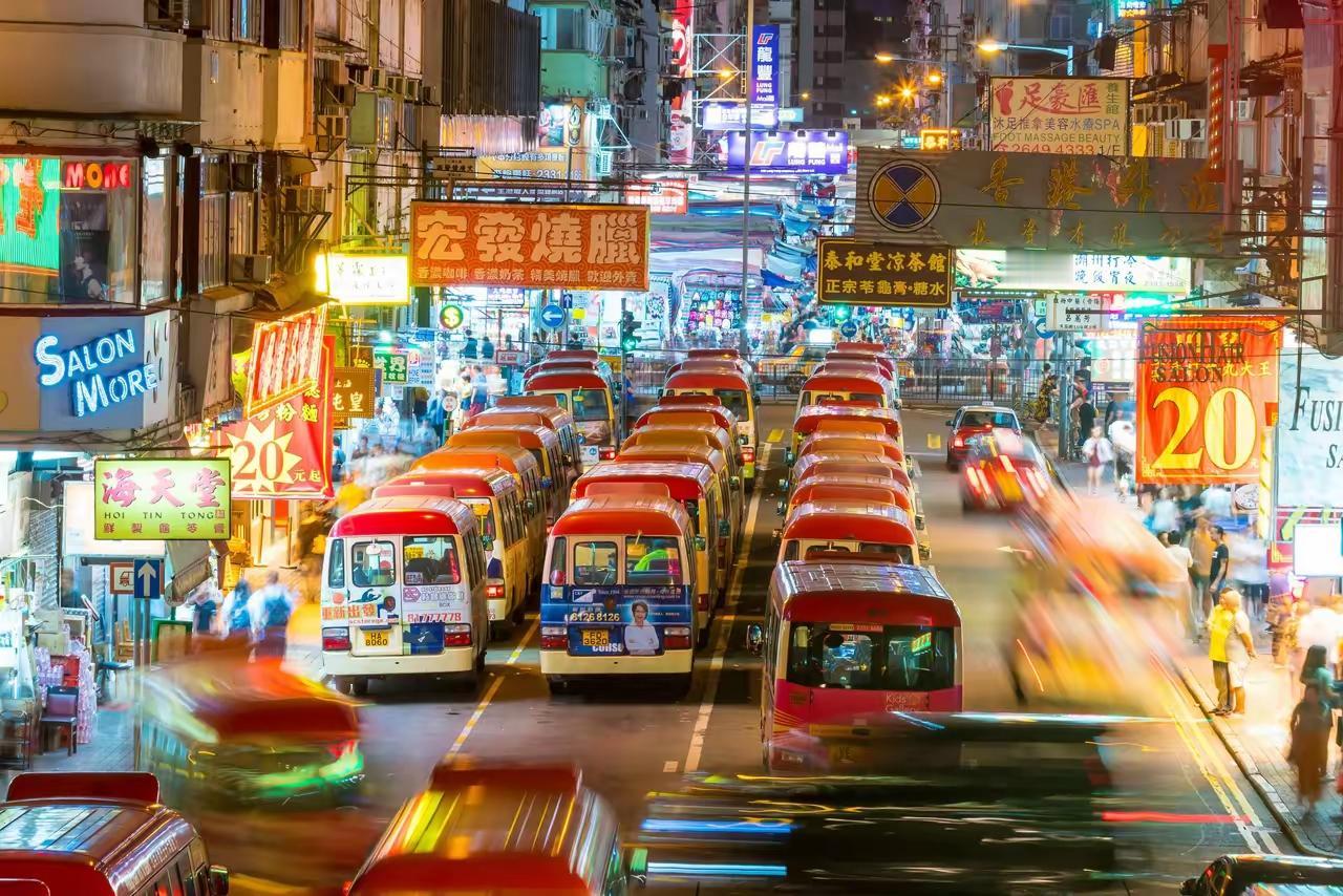 香港殖民百年的隐秘真相：本地人从未接受过真正的政治学教育
 
我发现香港有个问题