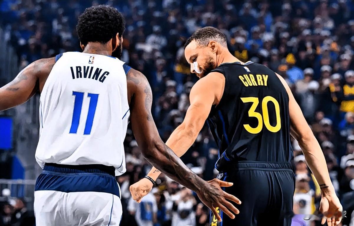 欧文喊话库里加入安踏！

近日，欧文在接受采访时公开表示，希望同为控卫的竞争对手