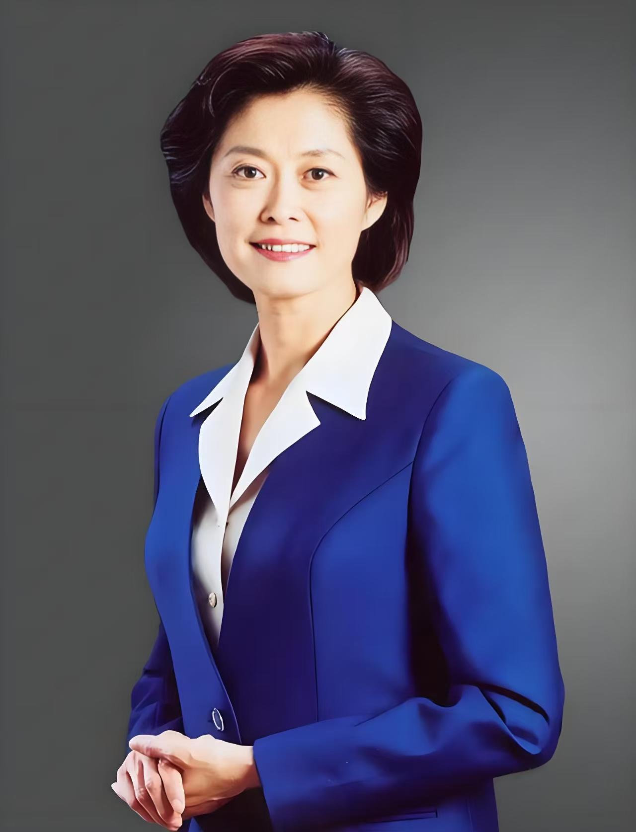 观众心中亲切的“敬大姐”，与我们挥手道别了。

她留下一纸手写寄语：“感谢这世界