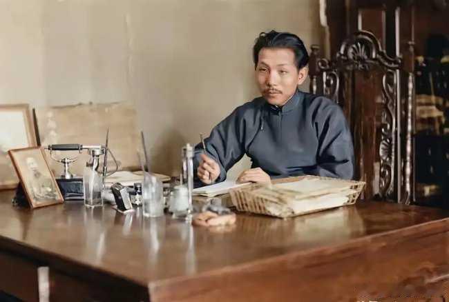 1930年的张学良。彼时的他，权势达到巅峰。 