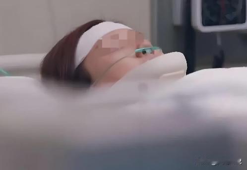 “太离谱了！”2020年安徽一农民领到4500元工资后，带妻子来到快餐店买了份1