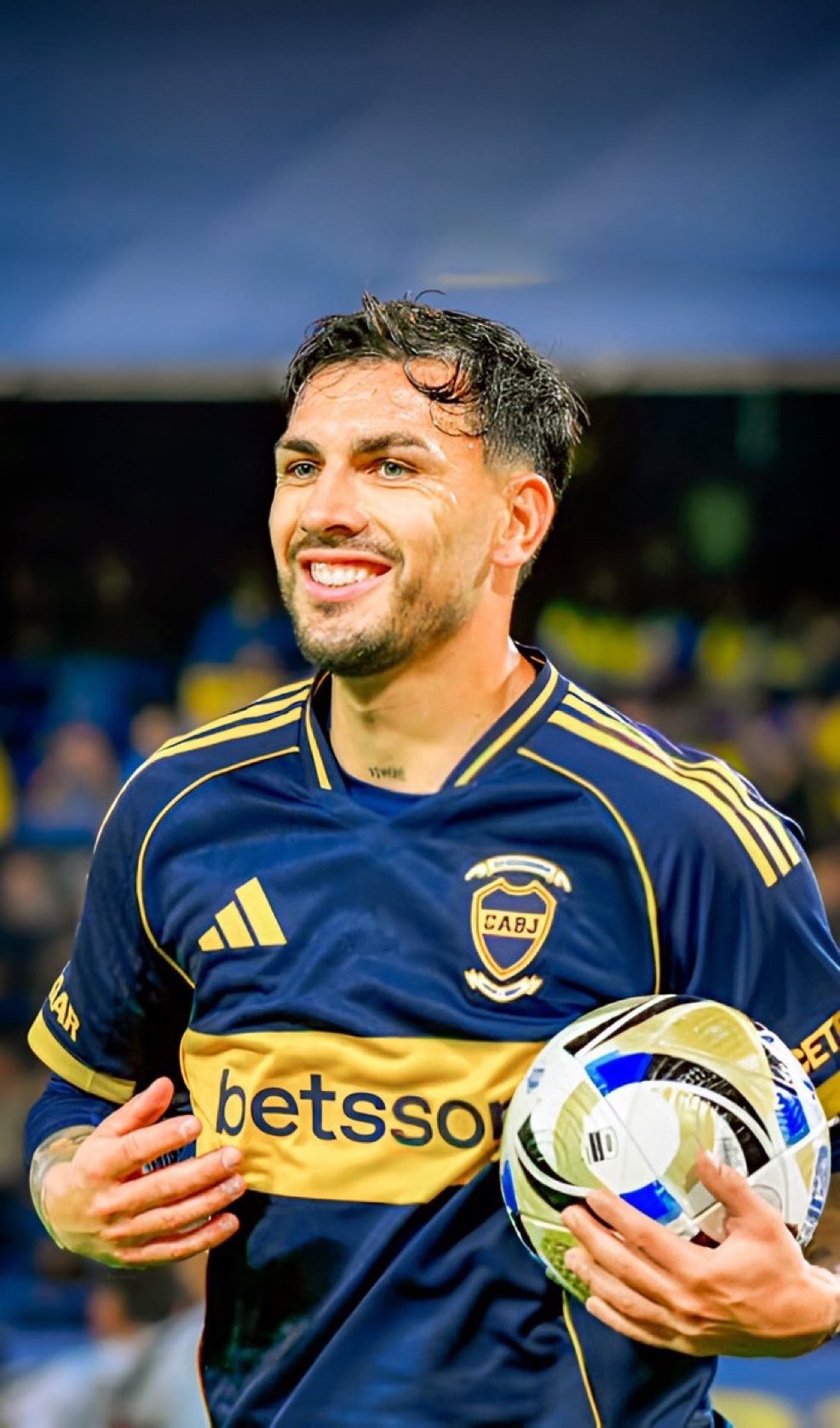 🚨Tyc跟队埃杜博卡获得 2026 年南美解放者杯的参赛资格，帕雷德斯前往西班