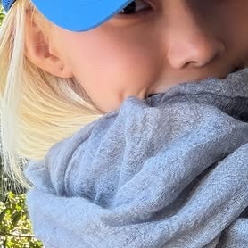 小酒窝好萌啊 想戳一下🤏🏻🤏🏻 ​​​