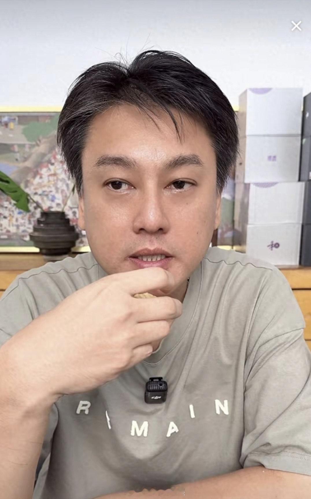 朱孝天回应减重 朱孝天回复网友提问的减肥话题，他称：“没什么冒昧的，我减重也不是