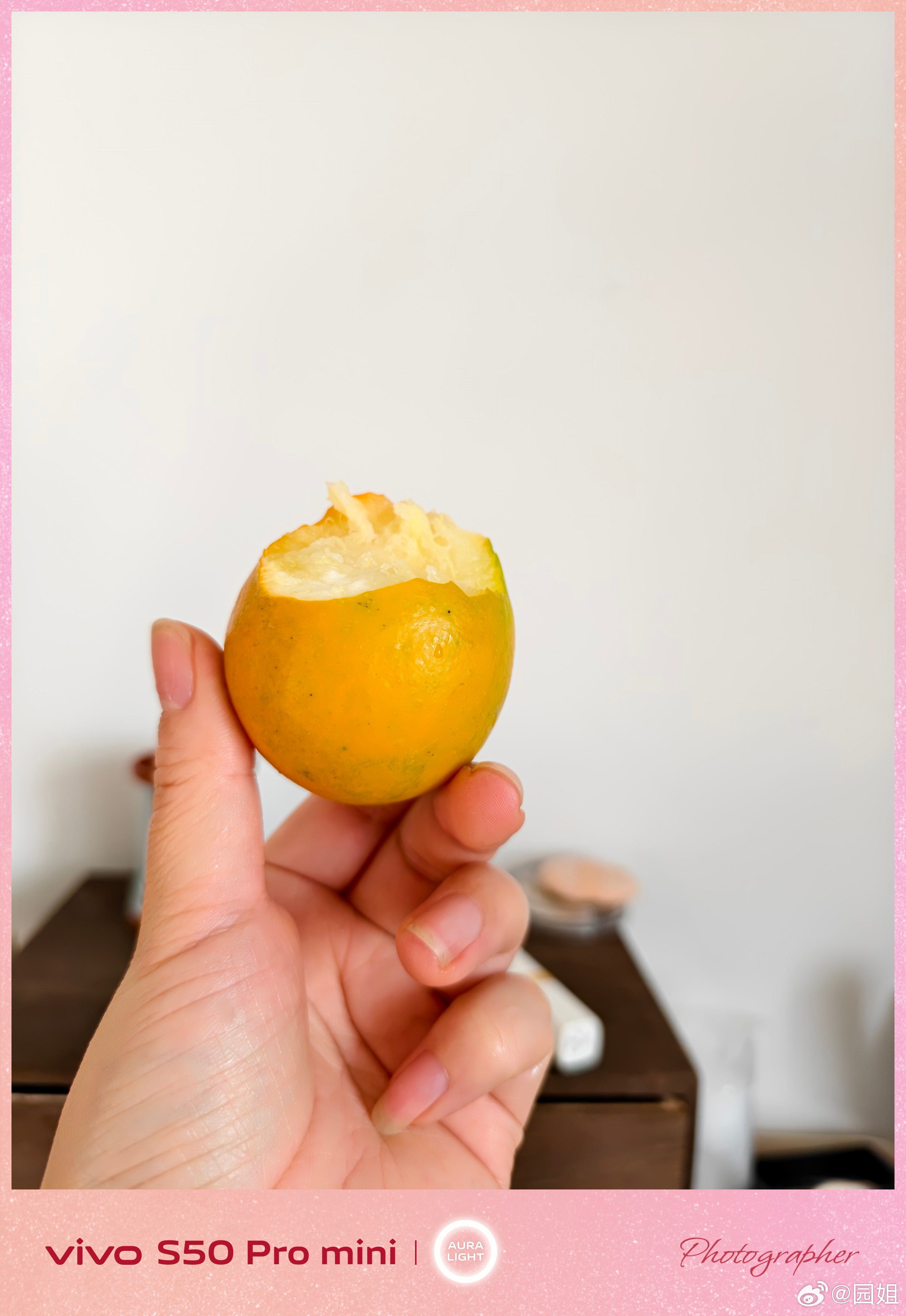 托大哥的福吃上了尊贵的金桔，第一次吃到鸡蛋这么大的金桔