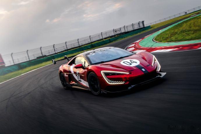 仰望汽车：广州车展见证中国豪华品牌的真正崛起！  广州车展的盛况，仰望品牌的亮相