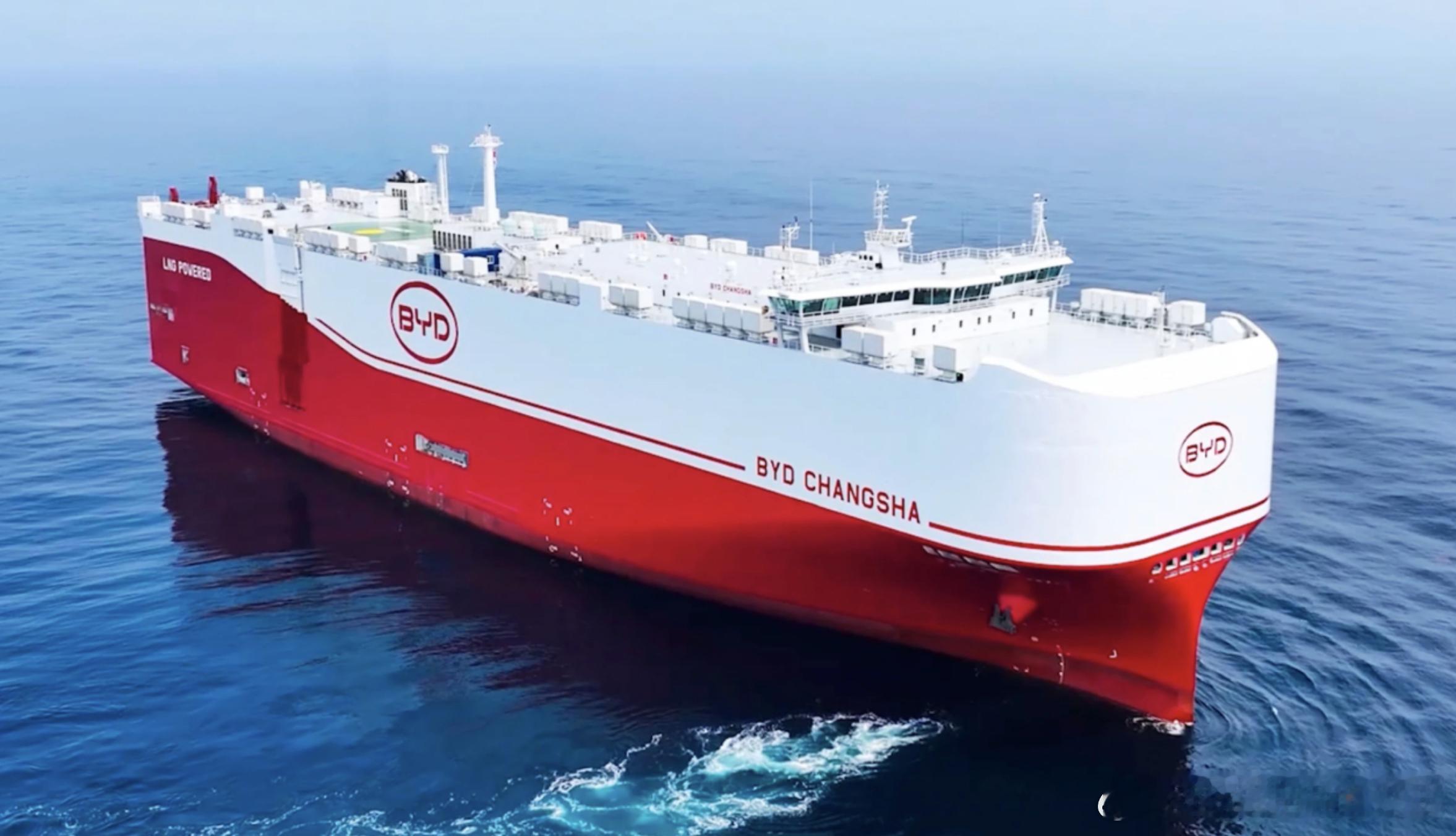 比亚迪2026年海外销售目标130万辆，2025年海外销量已突破90万辆，较20