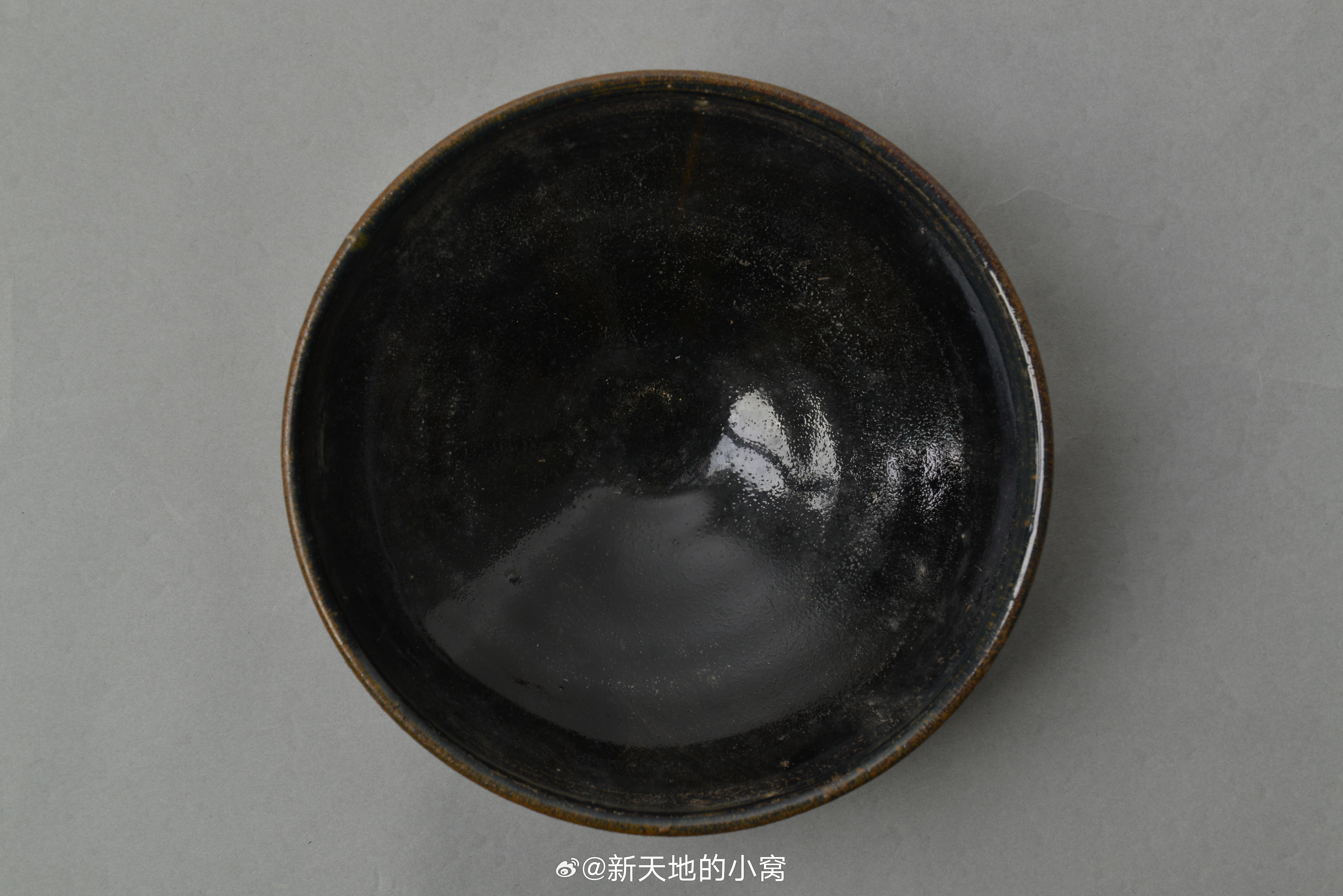 是时候去趟博物馆了文物代言人藏品欣赏每天认识一件文物元黑釉炉---高6.8cm；