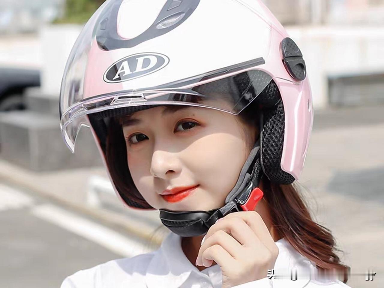 这个肯定是同意的，生命安全高于一切，不过值得注意的是，安全头盔的质量要严格把关