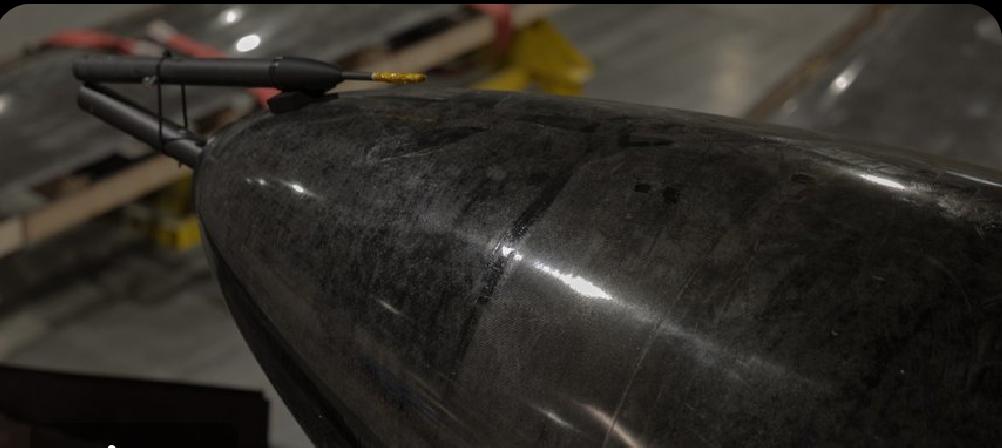 新闻快讯——在一座宽敞明亮的大型工厂内，曾打造乌克兰最具威力无人机之一的企业，正