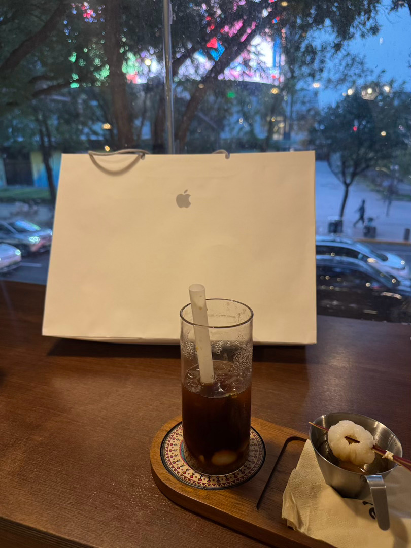 火速给自己奖励一个新设备，嘻～ ​​​