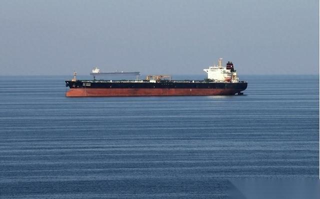 3月2日晚上，伊朗动真格的了。直接下了“封海令”，甚至撂下狠话：霍尔木兹海峡，一