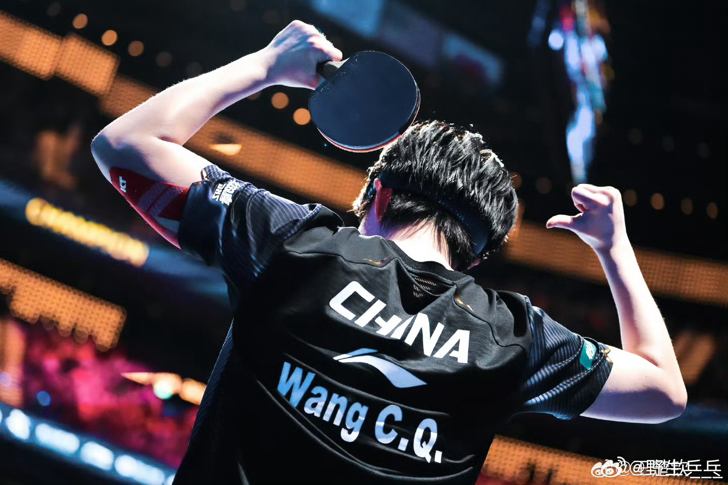 王楚钦说最好看的颜色是中国红王楚钦发博总结澳门世界杯赛后发博总结澳门世界杯：聚沙