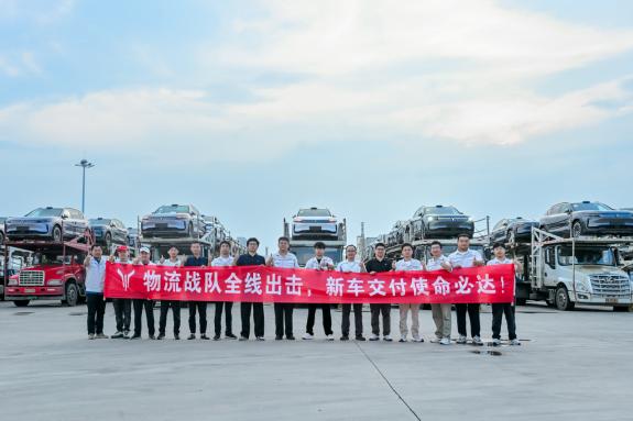 岚图梦想家再次用成绩证明了自身实力，7月前三周销量4700台，连续两个月拿下新能