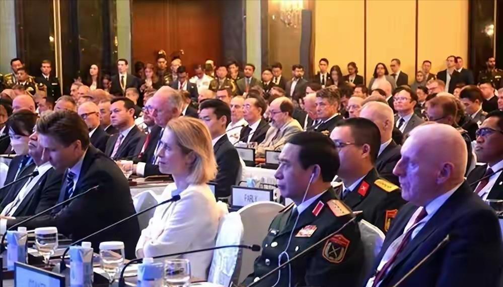 2026年5月底，新加坡香格里拉对话会落下帷幕。

今年的亚太安全峰会彻底跳出了