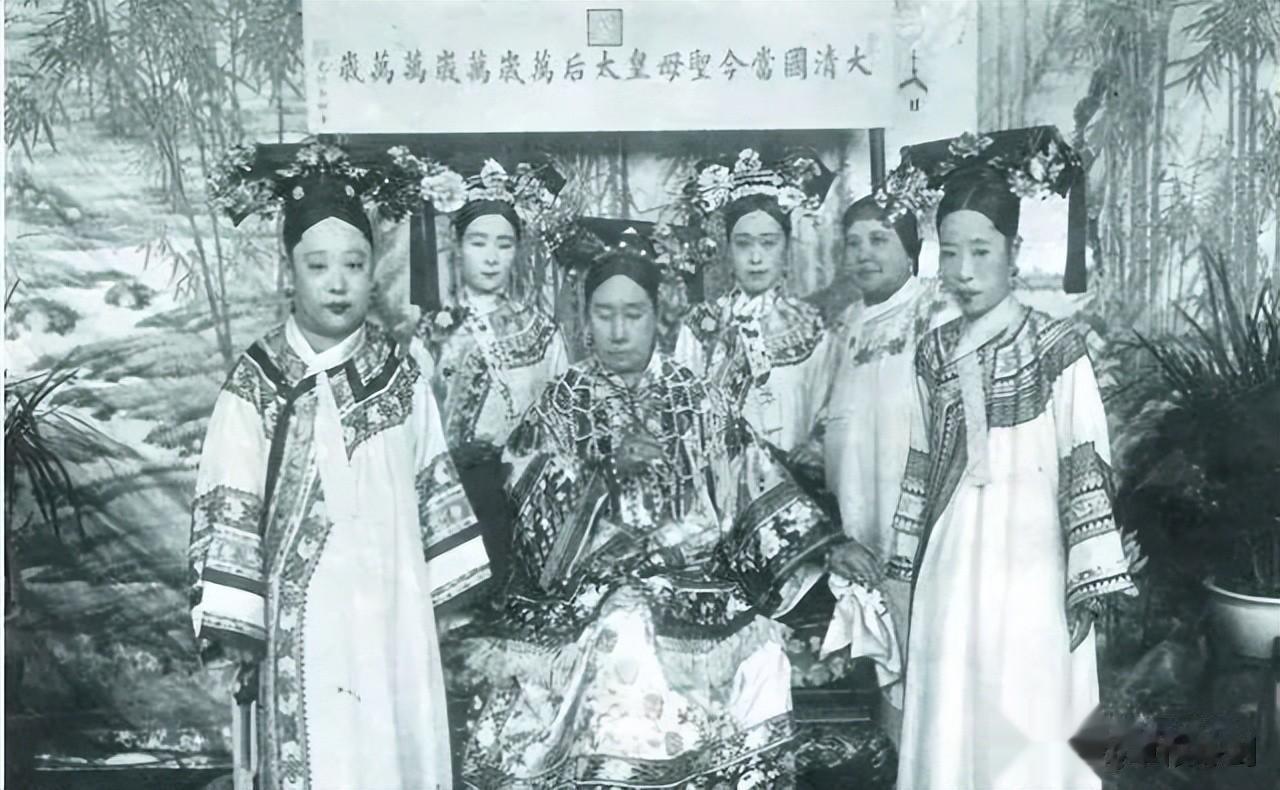 民国时期各国退还“庚款”经过
1900年八国联军侵略中国后，《辛丑条约》规定中国