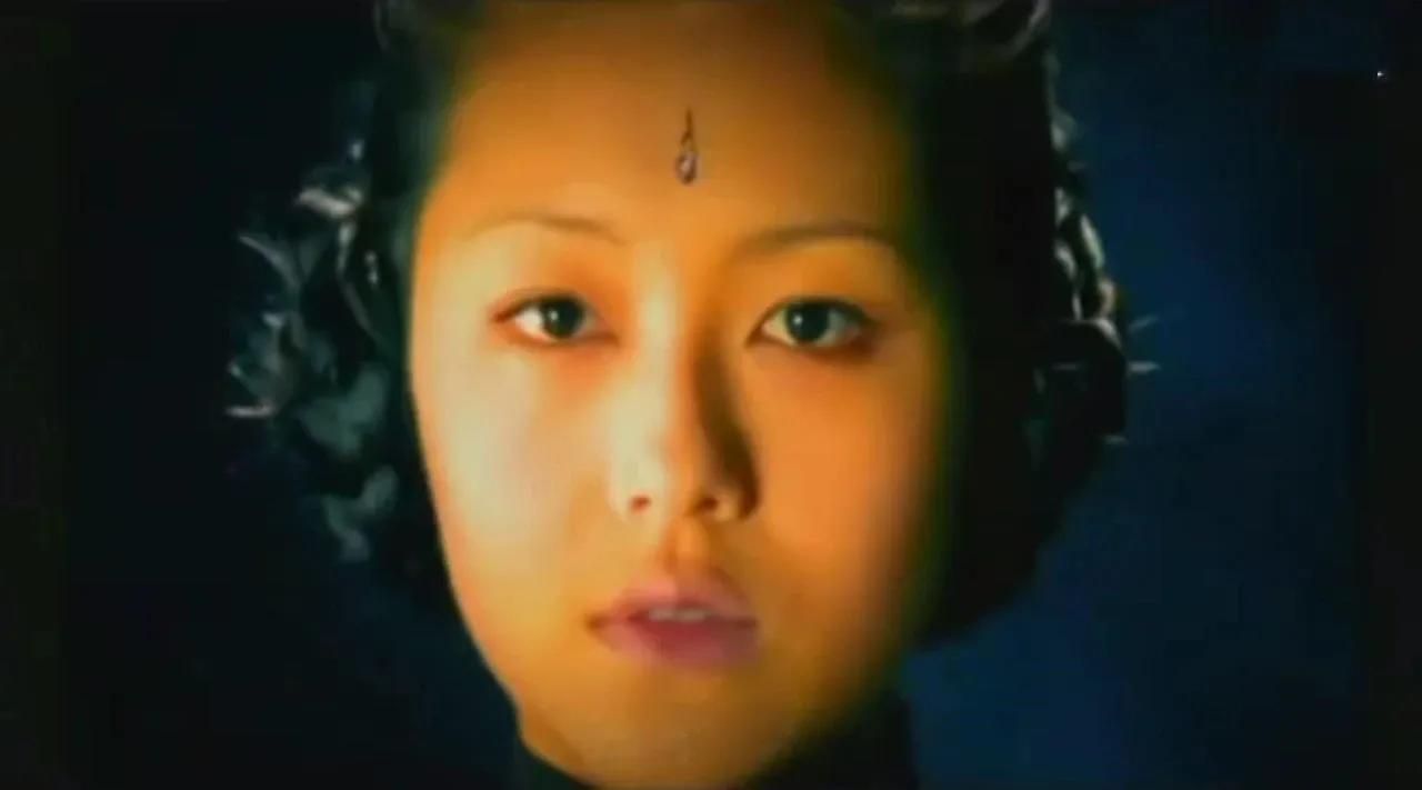 你们发现了吗？大小曲线自从出道以来，她们的言行非常大胆。大众对他们的容忍度也是很