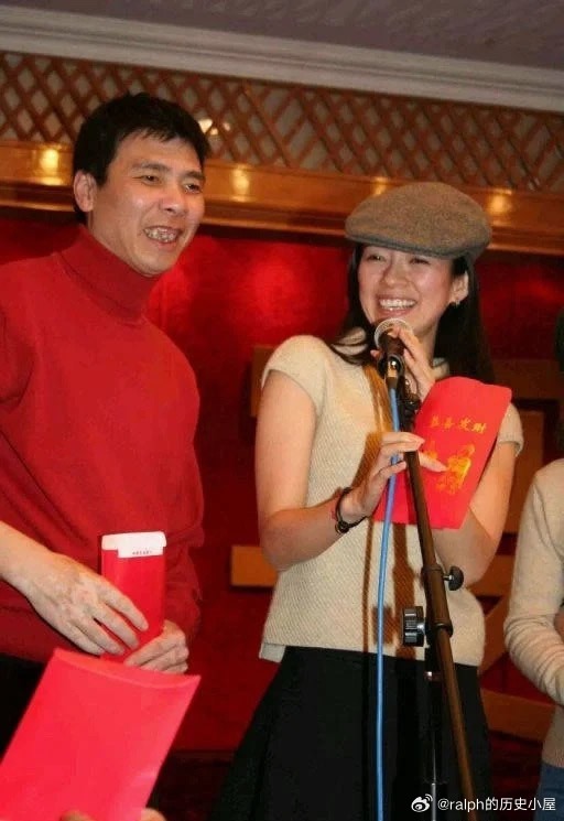 2006年北京《夜宴》杀青宴现场的章子怡历史影像