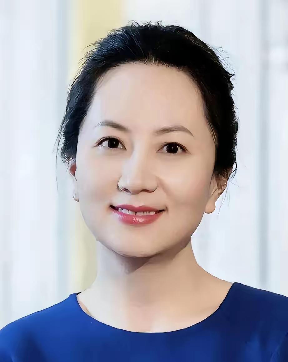 华为公司重磅消息：
孟晚舟10月1日起再任轮值董事长，这可不是简单的职位轮换，藏