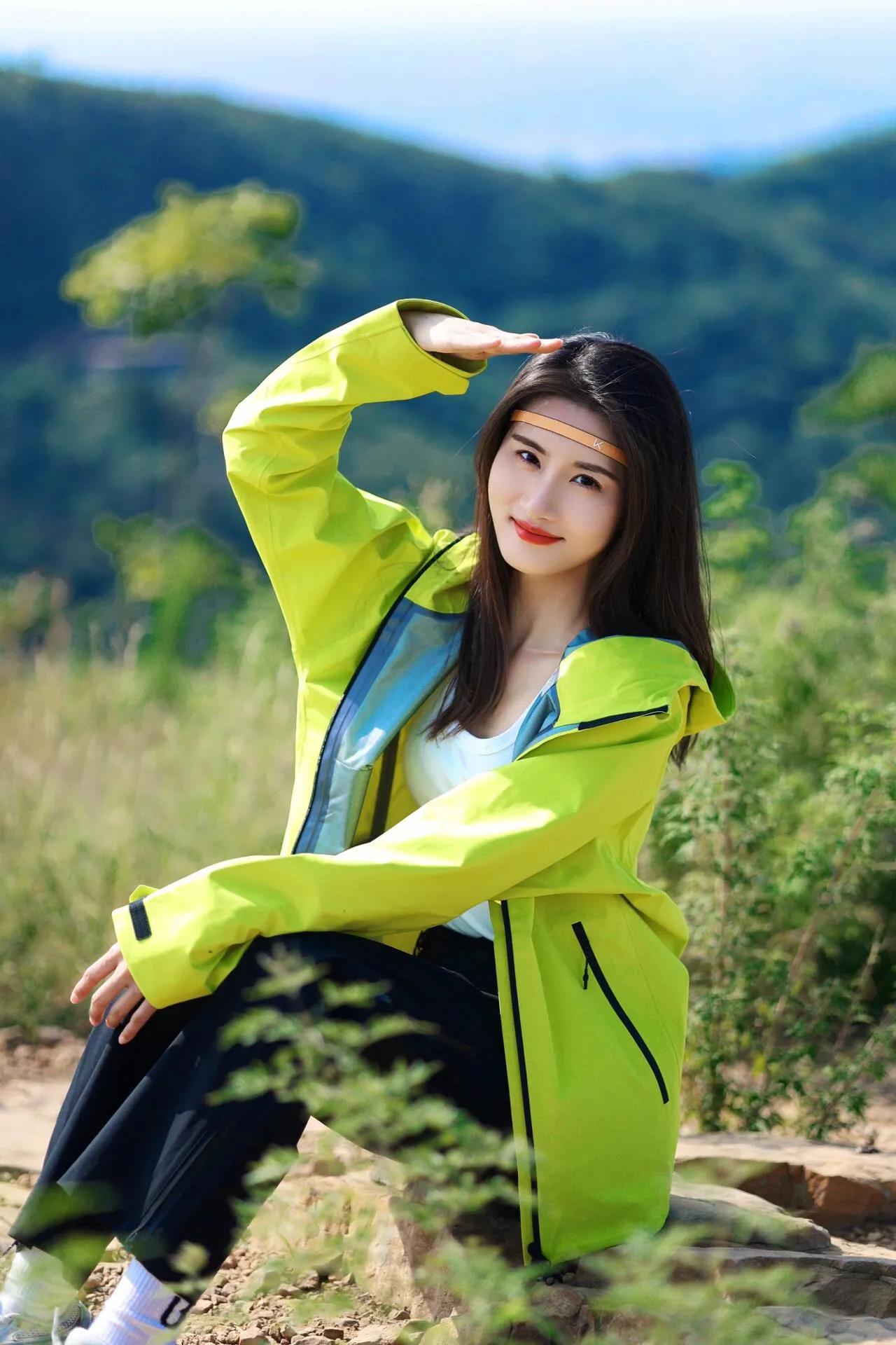 青春美少女#时尚又活力#青衣时尚#潮流穿搭
