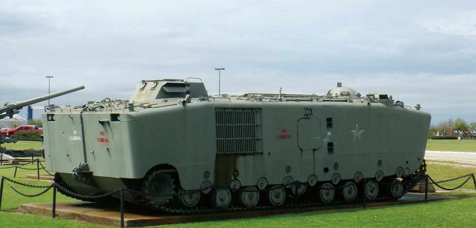 美国LVTP-5两栖装甲车LVTP-5（Landing Vehicle Trac