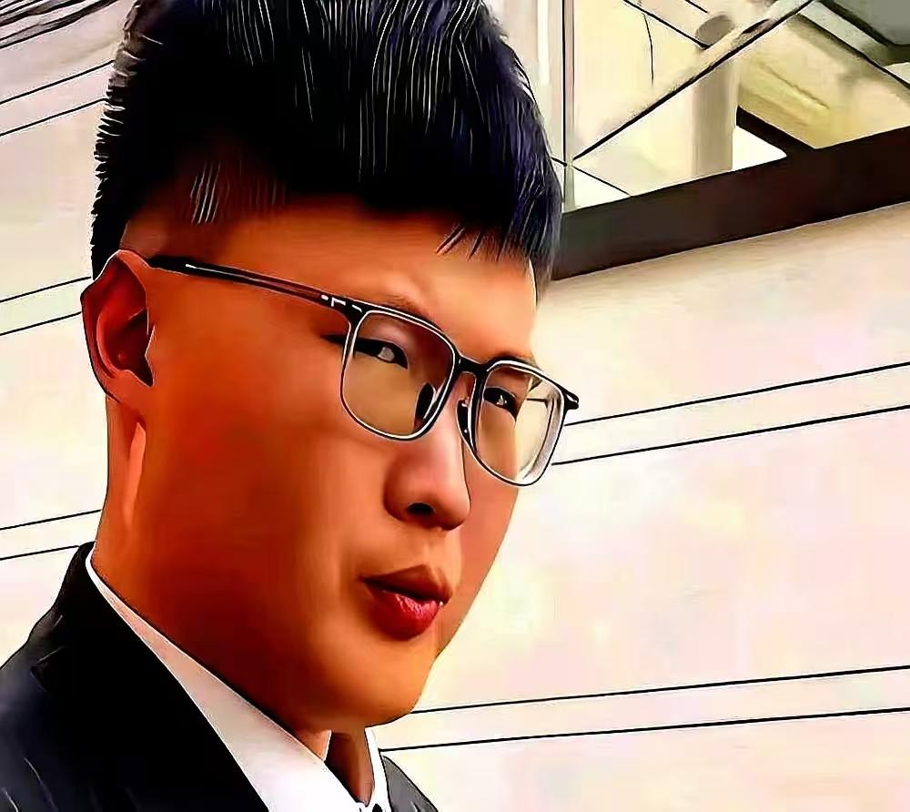 大衣哥这位新女婿，老朱家很务实，找个老实本分的女婿很好，比那些个花花公子强很多。