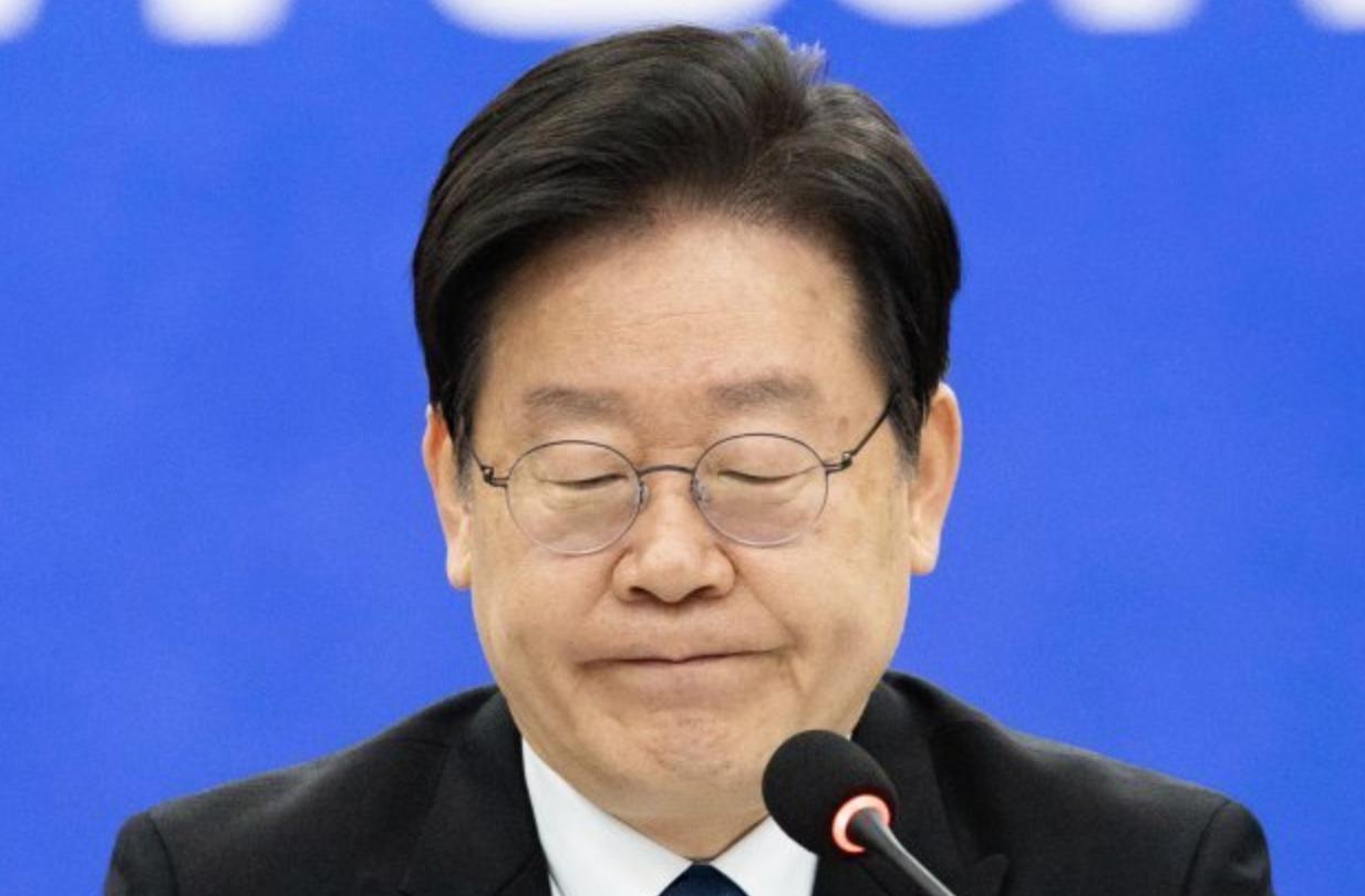 中日外交战正酣，韩国突然扔出一颗惊雷，李在明政府官宣：东北亚三国官方表述，从
