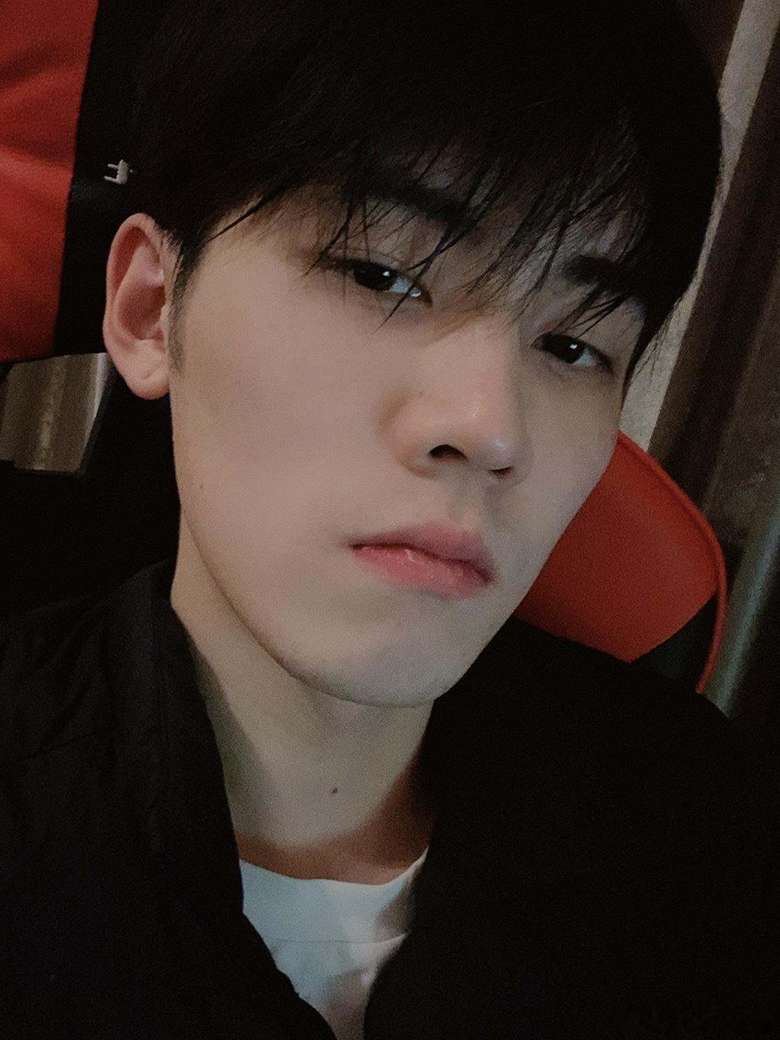 好想一直依赖哥哥…… 