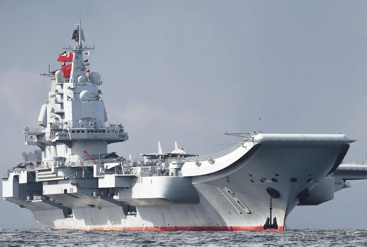 [月亮]东大这两年造完航母发现不对味了，自己的无人机、无人艇、空间武器、超高音速