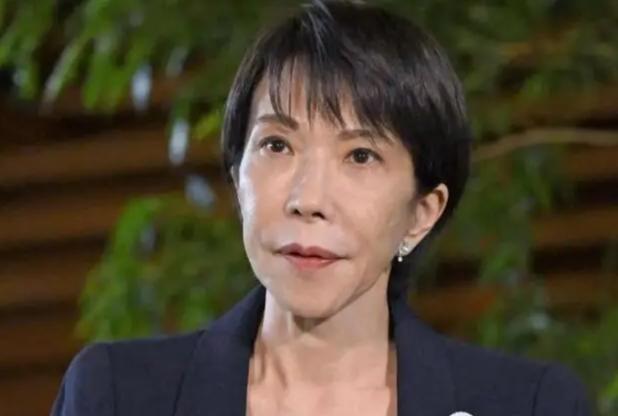 日本这态度变得比翻书还快！就在前天，日本方面突然宣布，昨天就派经济界核心人物组团