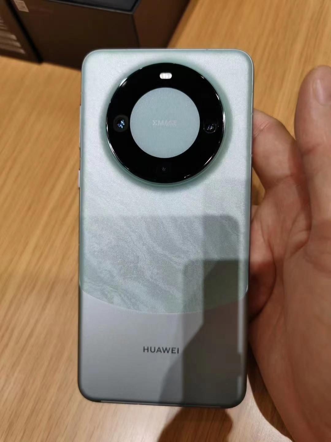 一人说一个你买或者不买华为Mate60 Pro的理由[思考]

麒麟芯片确实是香