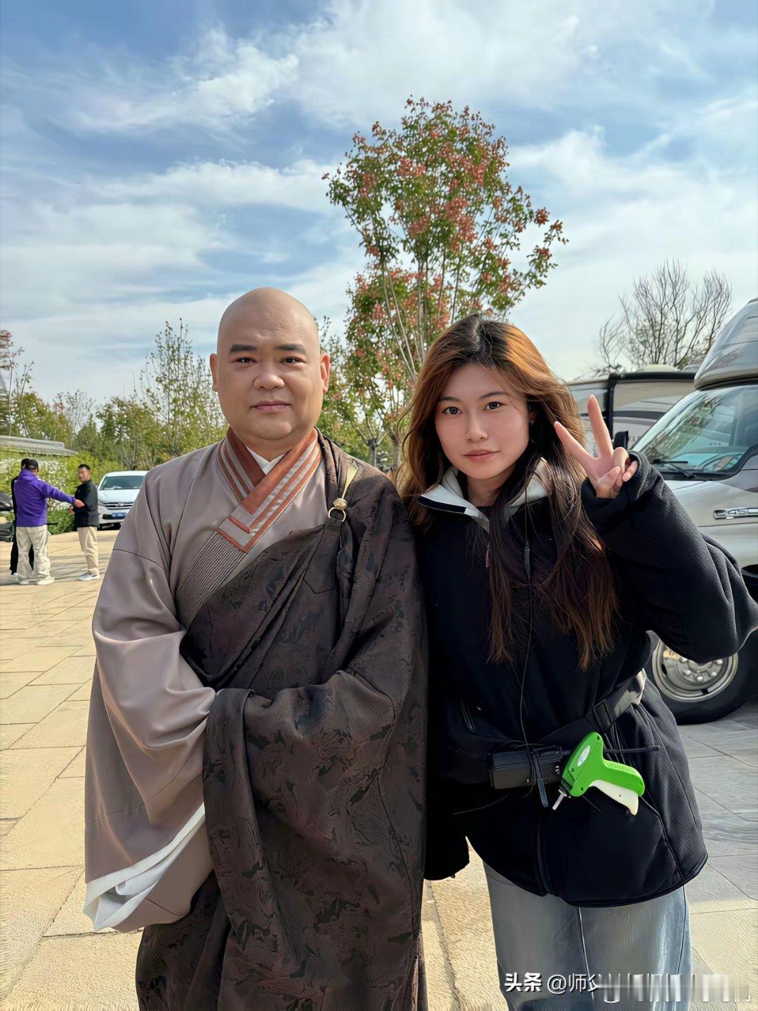 如果这次再不灵，就说明郭德纲真不是当导演的料子了！德云社新剧《绝顶富贵》，不但集