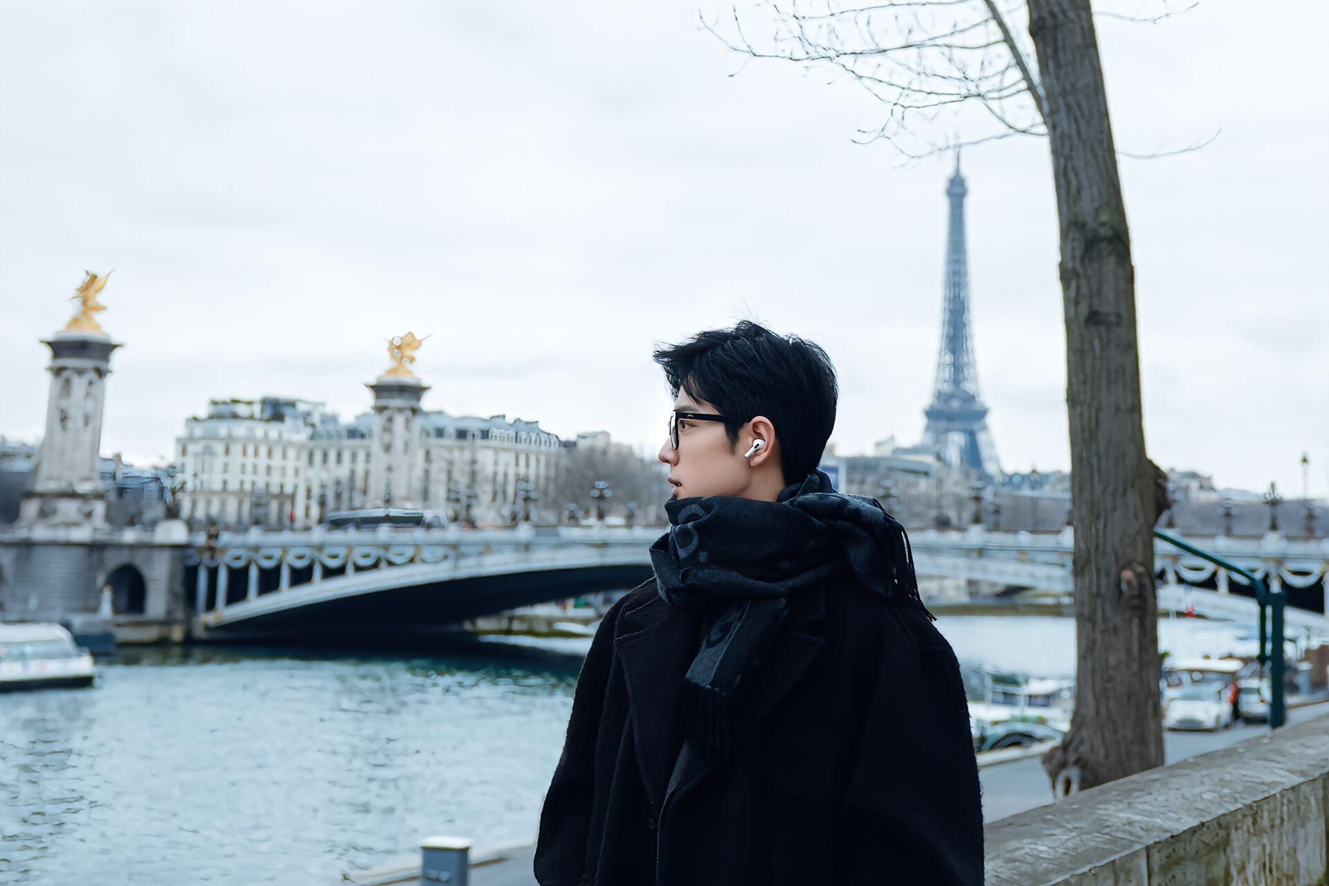 被肖战的温暖狠狠戳中了！谁能拒绝这么温暖的肖战 他把对父母的牵挂融入日常，用分享