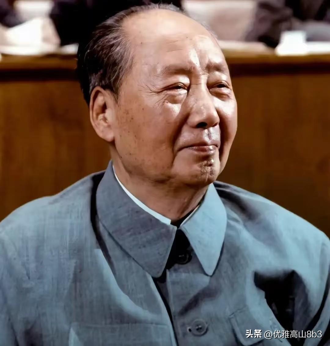 追求平等、反对特权！读懂伟人心中人民至上的理念
 
有海外文章曾谈到，毛主席毕生