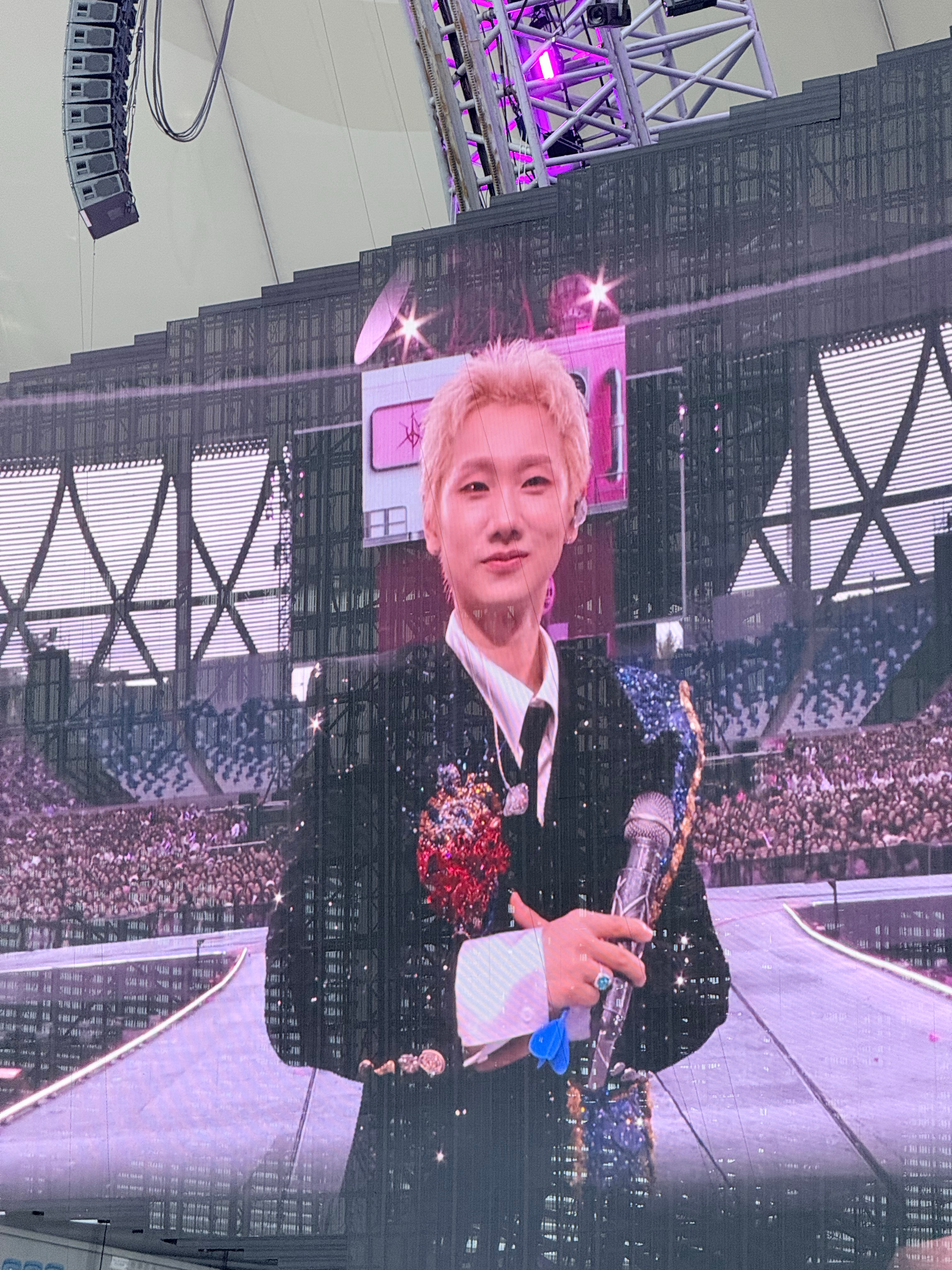 好萌一只猪汪苏泷明日世界巡回演唱会