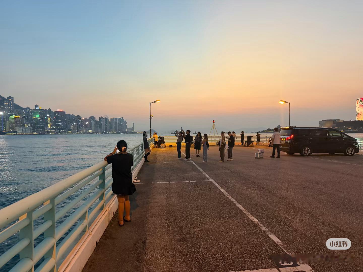 沿海港口偶遇阿sa拍照，太美了吧沿海港口偶遇阿sa偶遇阿sa海边拍照 ​​​
