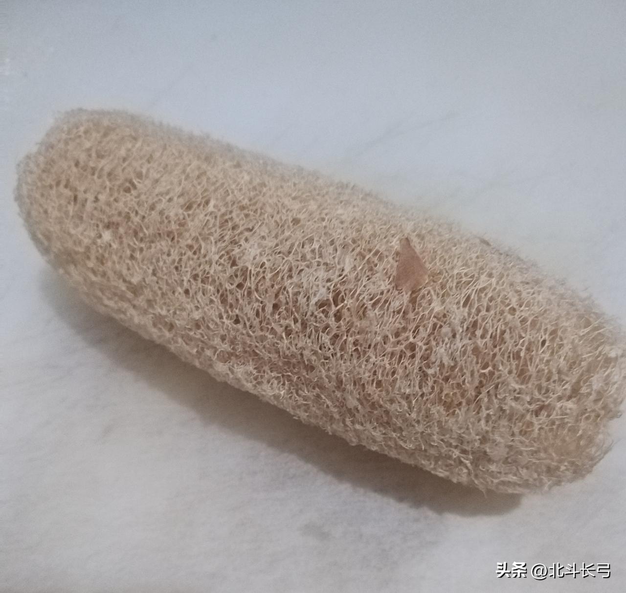 我用了三天刷七次碗证明了一件事：刷碗不用洗洁精也能刷干净，哪怕是油腻的碗碟也没问
