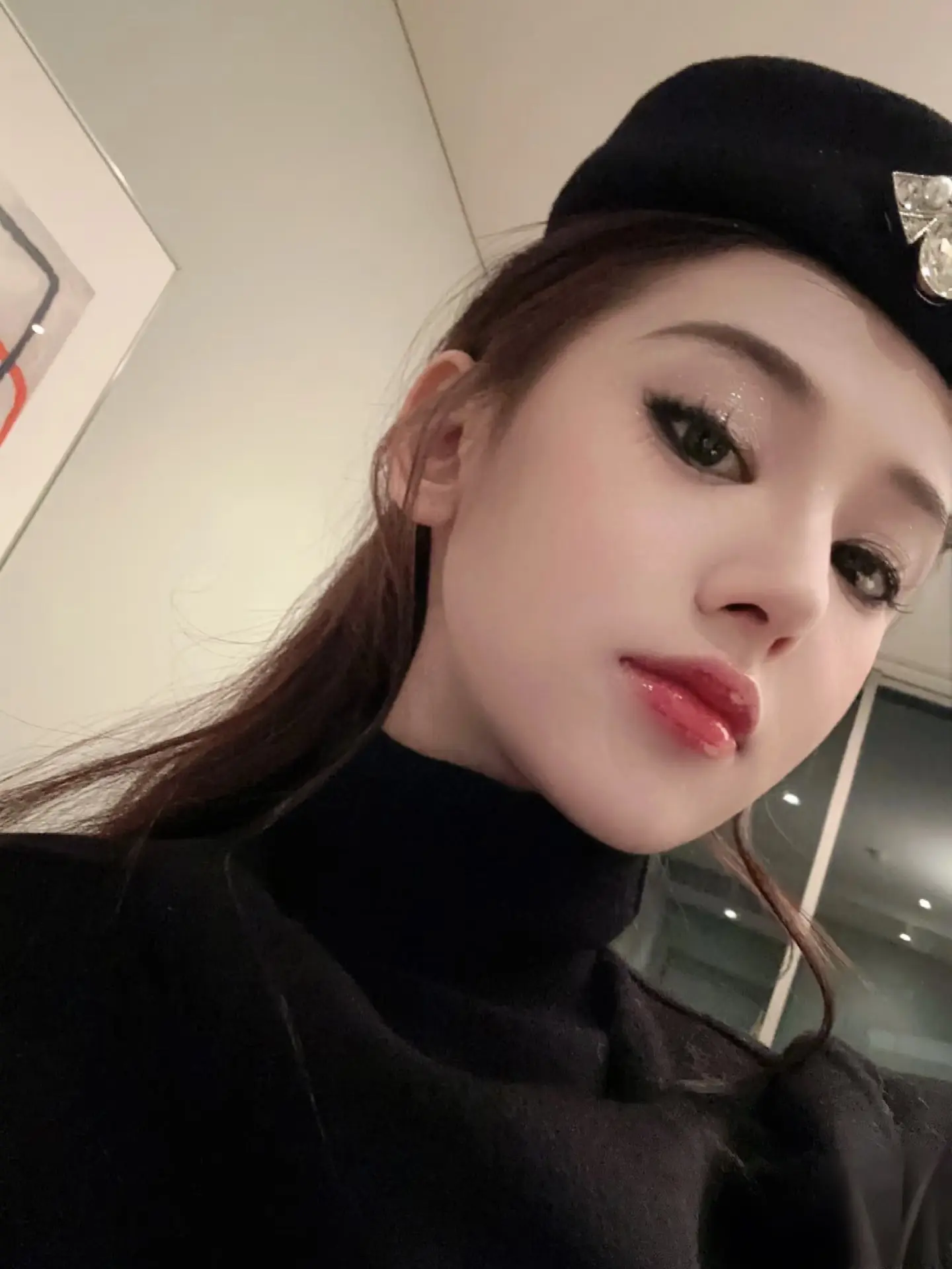 并不内向 说自己回避型也是为了避免麻烦。其实早就将对面开除了人籍 图个清静而已