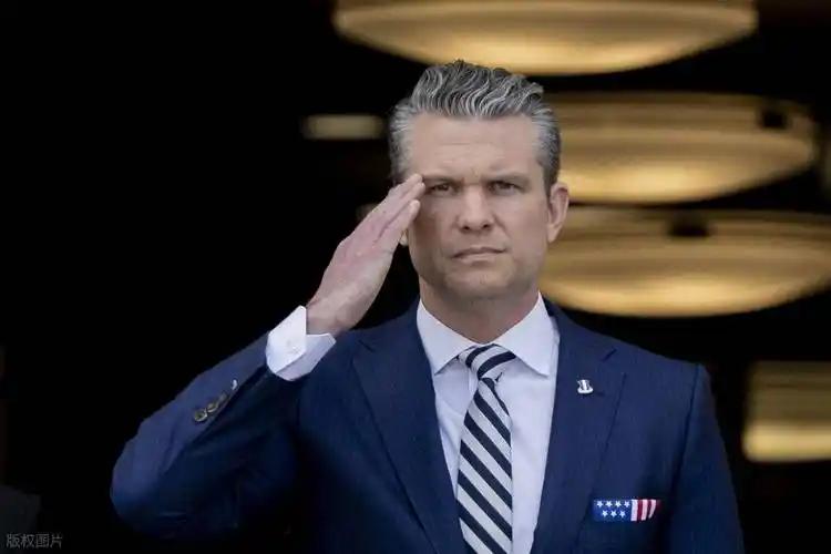 老美这次是真的破防了！打了三十多天，回头一看，背后竟然空无一人。就在昨夜，美防长