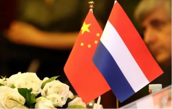 “中国将为‘中立’付出代价！”俄罗斯专家放话警告中国，一旦中美发生冲突，俄罗斯打