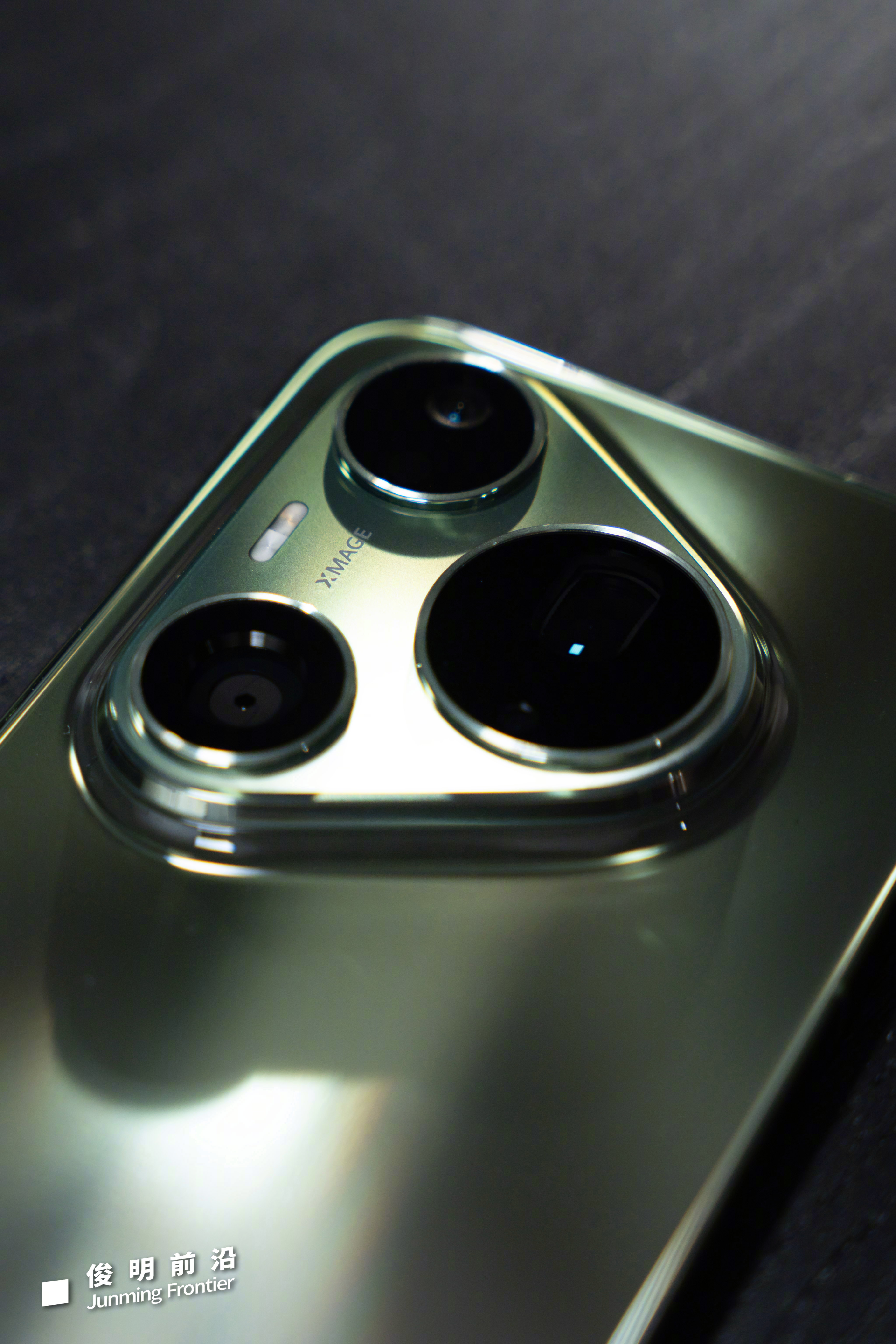 昨天到手，先发几张图。这次拿到的是华为Pura 90 Pro 粉红芭乐、Pura