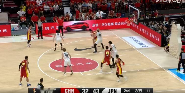 麻了呀。。。。。。四号位没替补呀。崔永熙、朱俊龙哪里能打4号位。王俊杰一下，我们