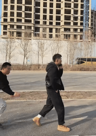 配合这么默契，这碗饭该你吃的！