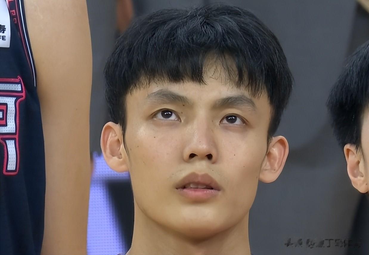 CBA粤宁战评分：两将满分四人低迷，后卫线力挽狂澜
广东男篮91-82击败宁波，