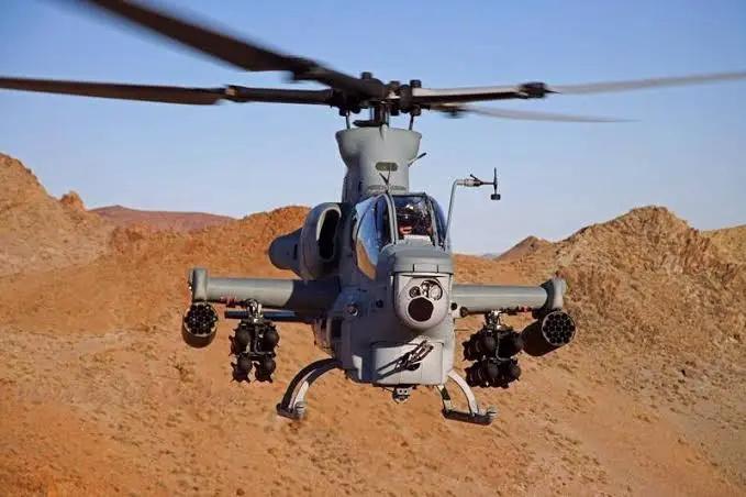 贝尔完成首批美国海军陆战队H-1系列直升机的SPINE升级

飞行总动员3月19