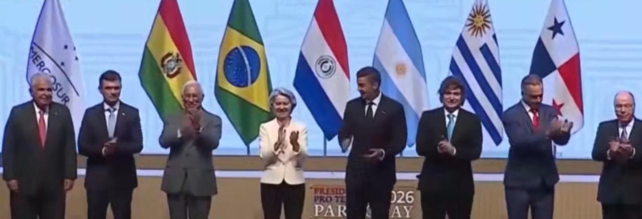 当战机呼啸着划破天际，导弹拖着尾焰直刺苍穹，海面上核威慑的阴影悄然蔓延，一场关乎