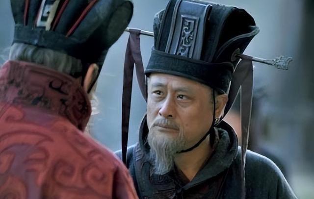 三国的历史众所周知，英雄辈出，智勇双全的将领和谋士们演绎了无数传奇。大家口口相传