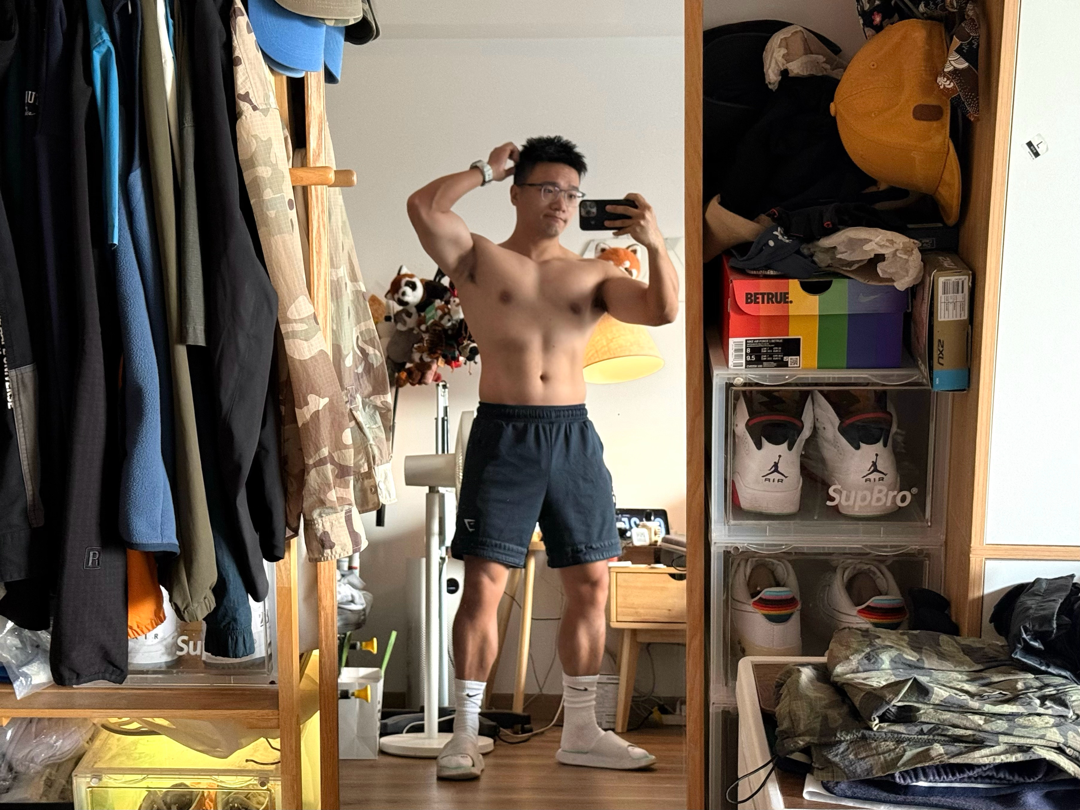 今天成功推了两组 110kg！可喜可贺！🎉 💪('ω'💪)健身肌不可失汗水
