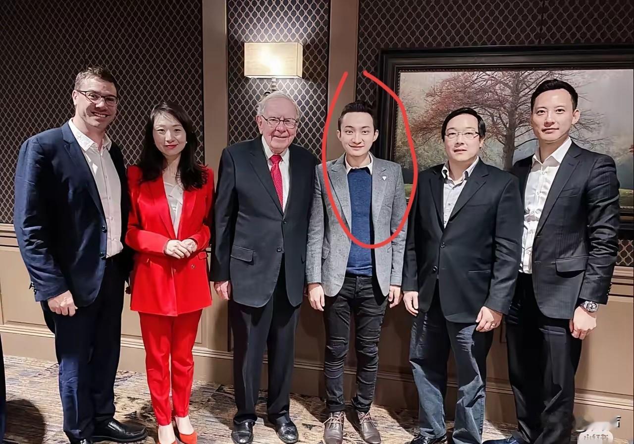 看了孙割的照片
想破脑袋都没想通，大漂亮为啥能看上他，长相没有，像没长开，难道真